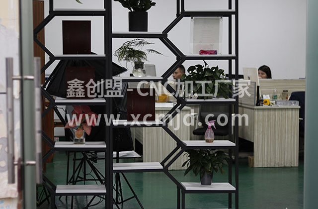 大家為何選擇五軸CNC加工中心，有哪些優(yōu)勢(shì)？