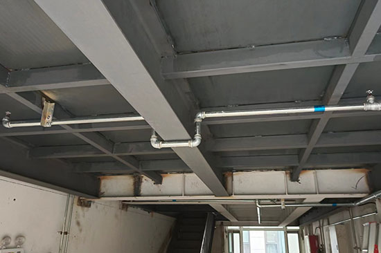 �ć������ğ��У����������@Щ�������������̆�